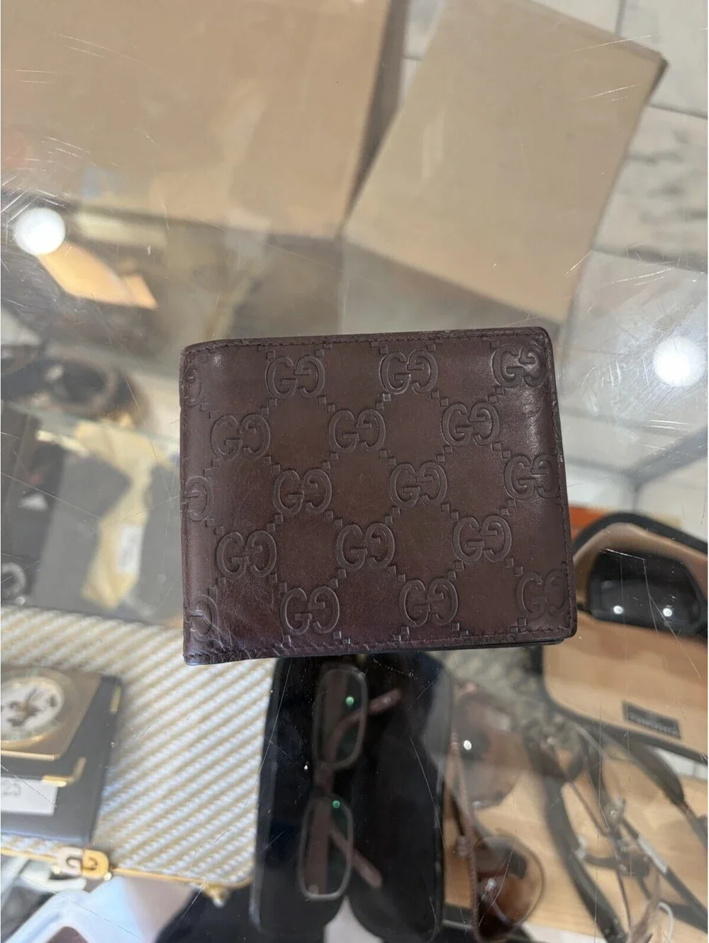 Gucci authentic men’s brown leather wallet